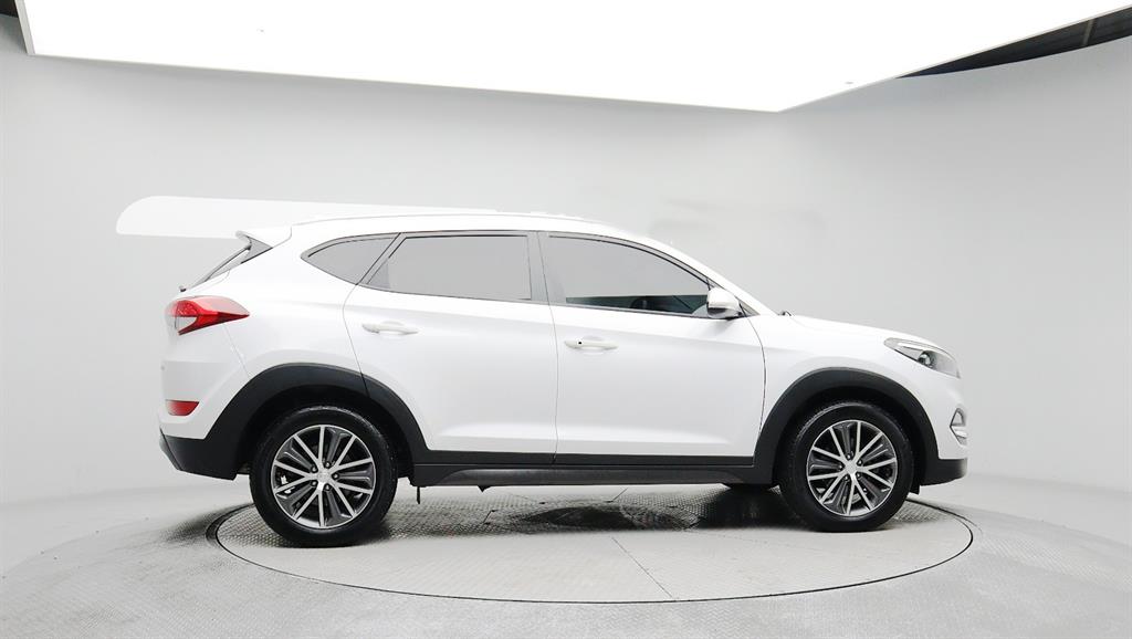 HYUNDAI Tucson - Vista 7