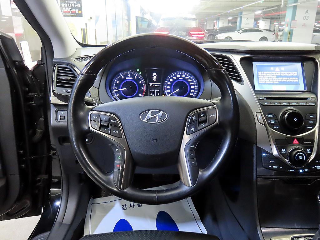 HYUNDAI Grandeur - Vista 8
