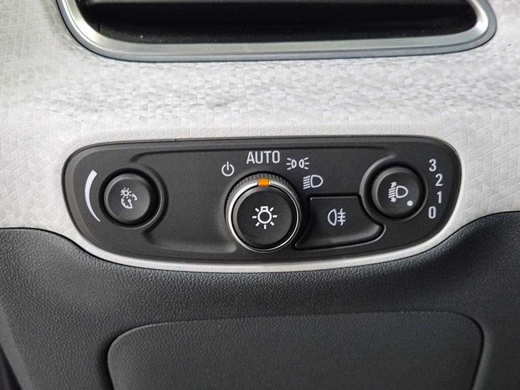 Chevrolet Bolt 2020 Blanco - Importación desde Corea - HF Imports Iquique - Foto 17