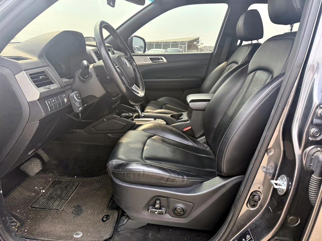 Ssangyong Rexton - Vista 7