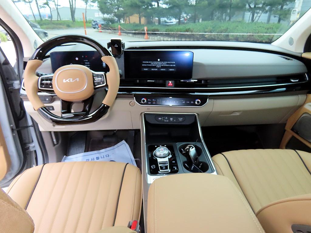 KIA Carnival - Vista 7