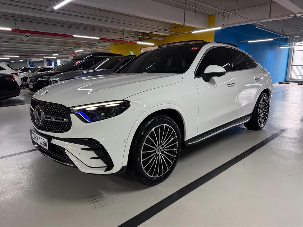 Mercedes Benz GLC Class - Vista 3
