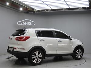 KIA Sportage - Vista 8