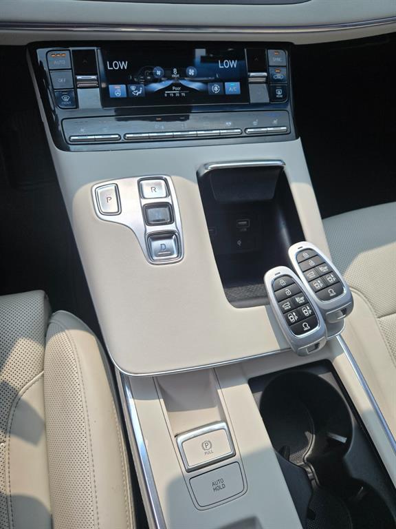 HYUNDAI Grandeur - Vista 12