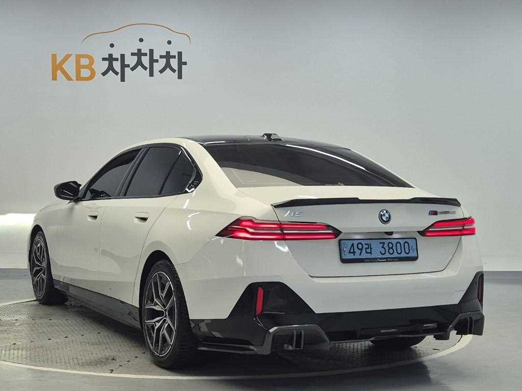 BMW i5 - Vista 2