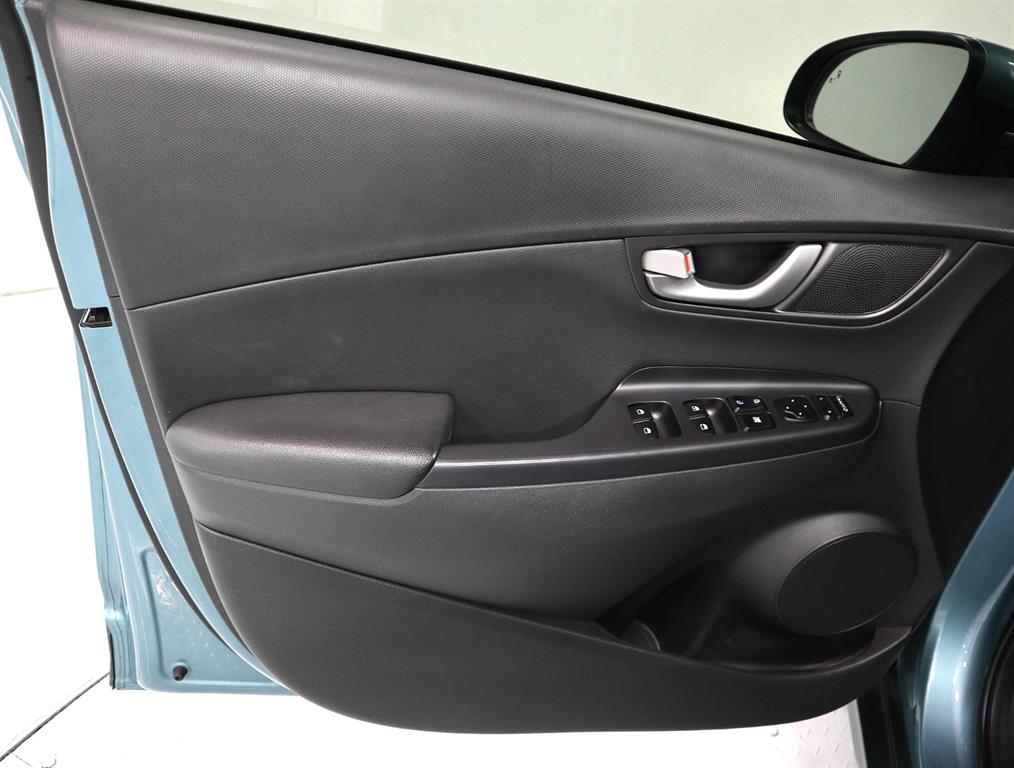 HYUNDAI Kona - Vista 7