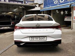 HYUNDAI Avante - Vista 5