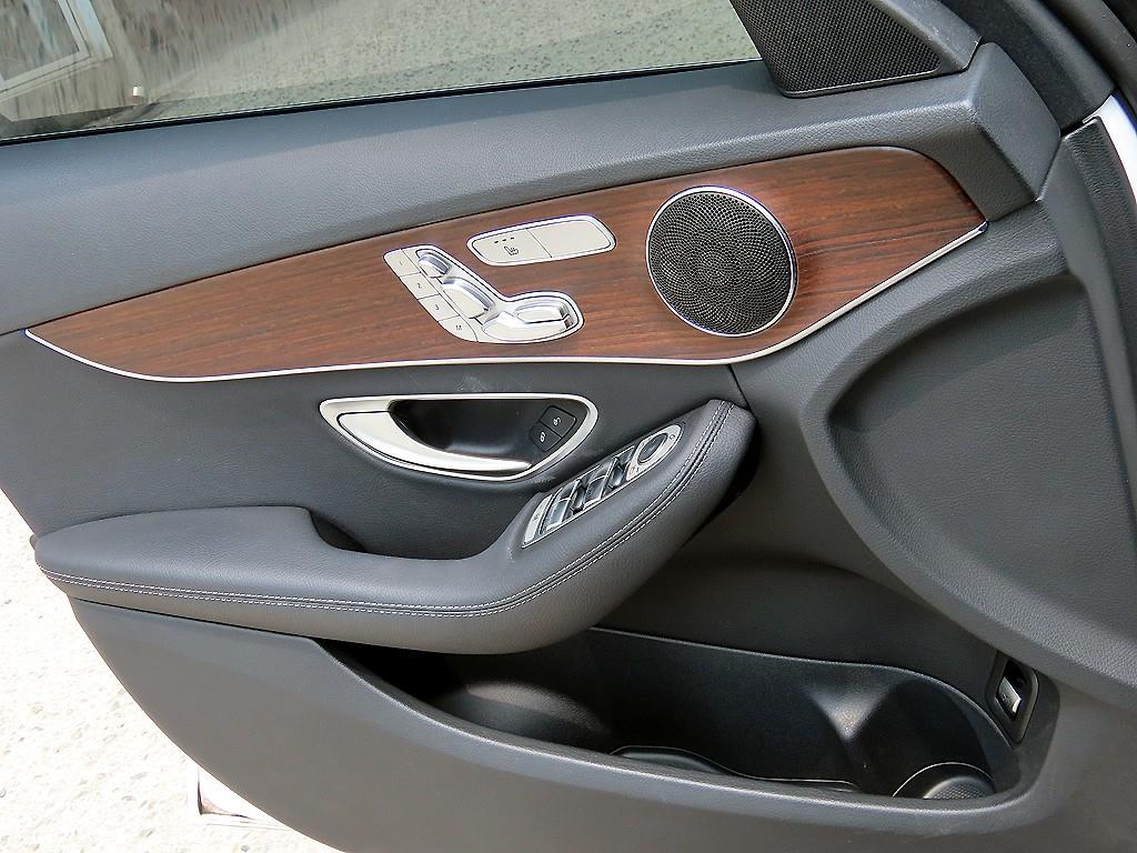 Mercedes Benz C Class - Vista 11
