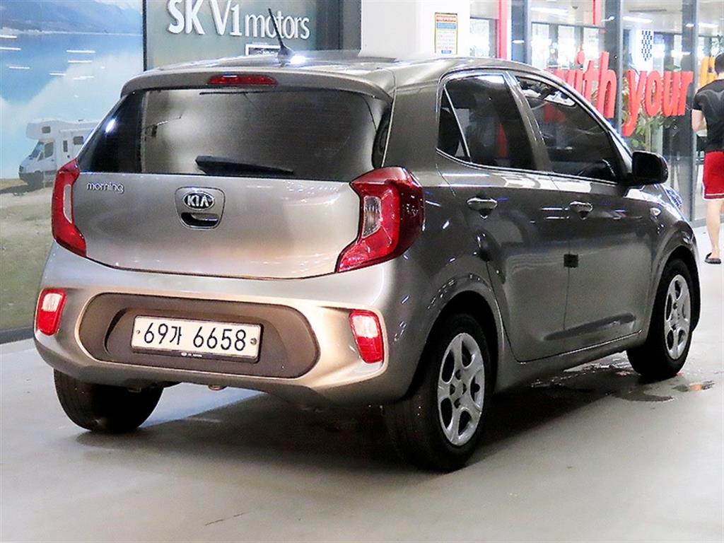 KIA Morning - Vista 4