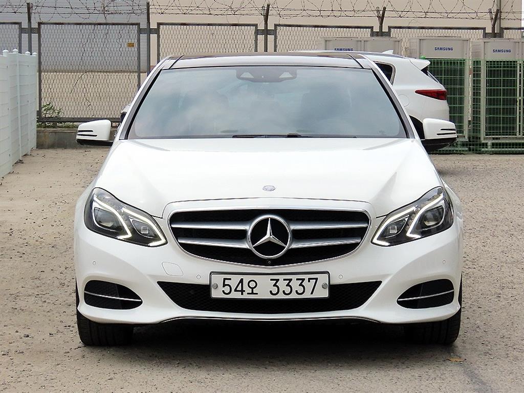 Mercedes Benz E class 2015 Blanco - Importación desde Corea - HF Imports Iquique - Foto 1