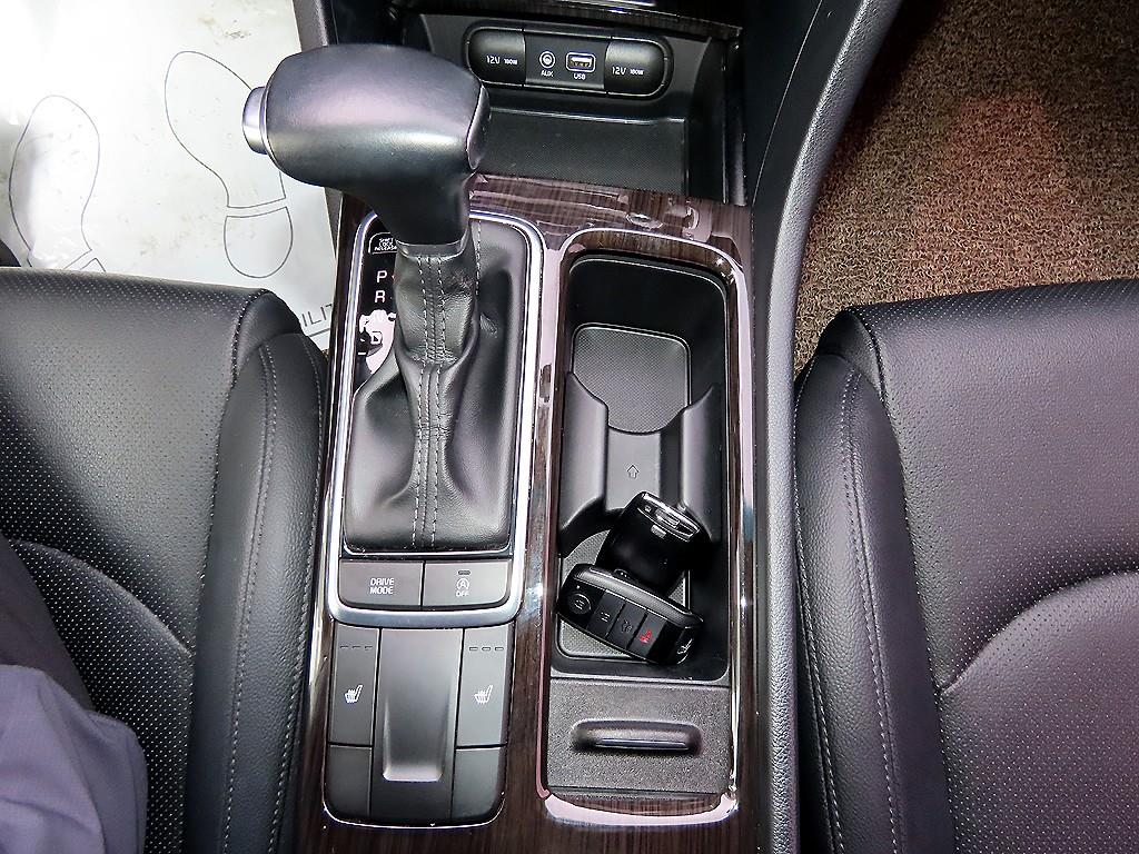KIA K5 - Vista 10