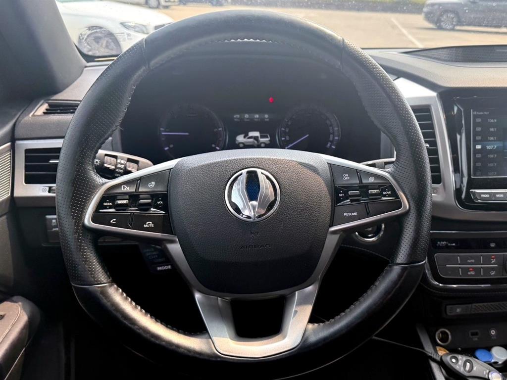 Ssangyong Rexton - Vista 9