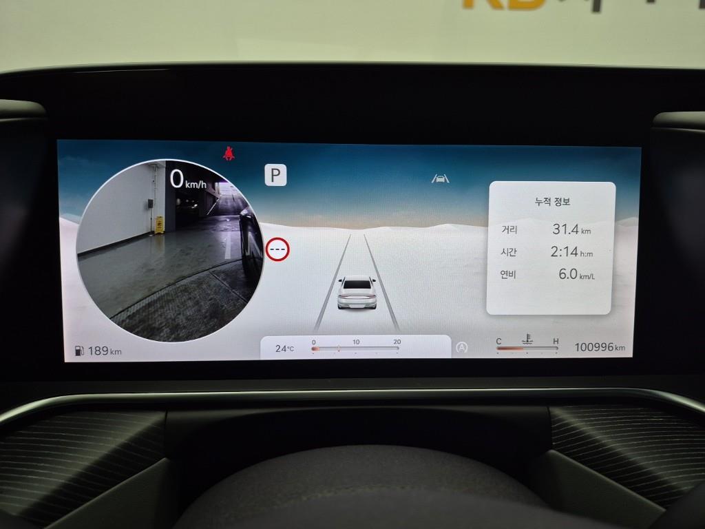 Genesis G90 - Vista 7