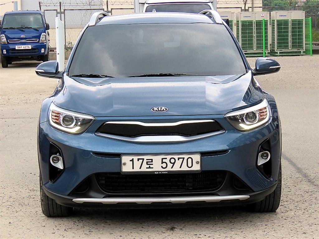 KIA Stonic 2019 - Importación desde Corea - HF Imports Iquique - Foto 1