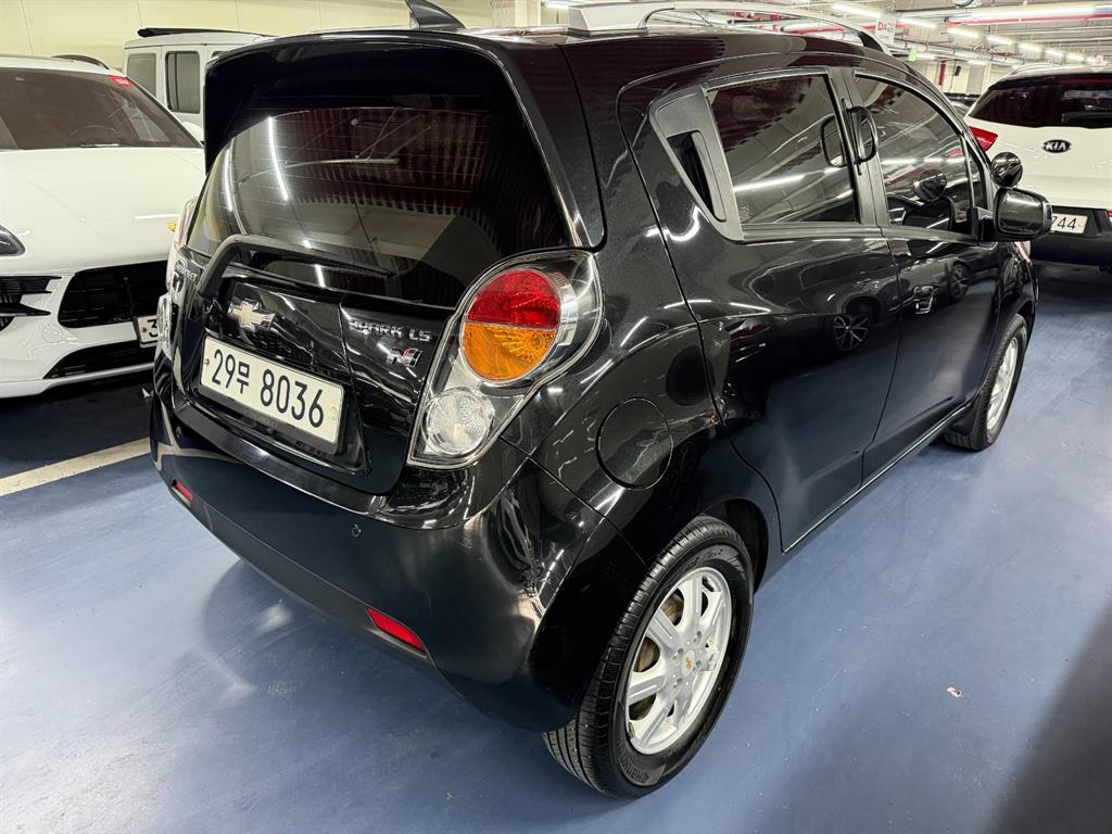 Chevrolet Spark - Vista 4