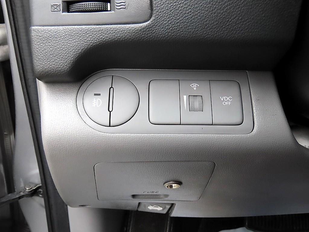 HYUNDAI Starex - Vista 12