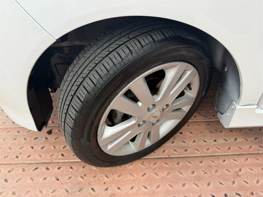 Chevrolet Spark - Vista 8
