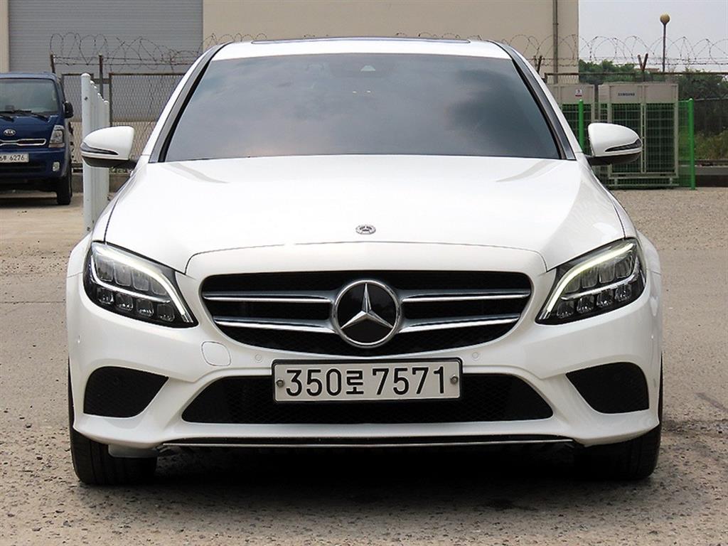 Mercedes Benz C Class 2020 Blanco - Importación desde Corea - HF Imports Iquique - Foto 1
