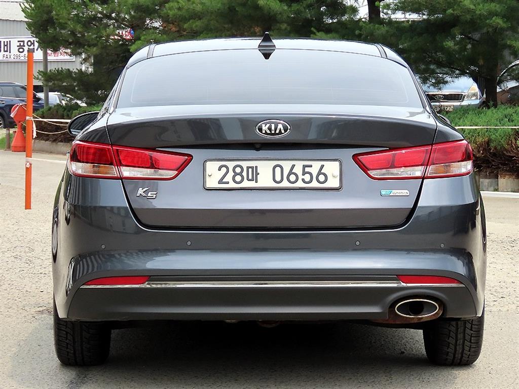 KIA K5 - Vista 4