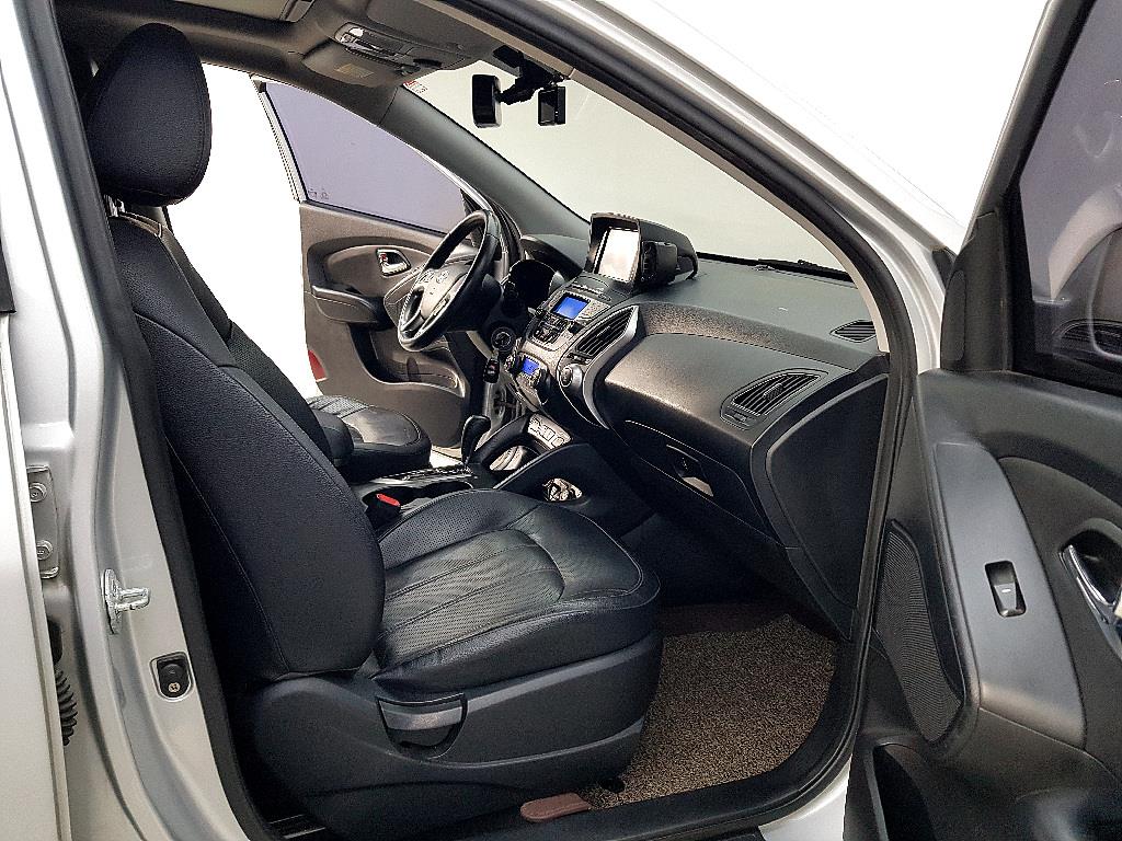 HYUNDAI Tucson 2011 Plateado - Importación desde Corea - HF Imports Iquique - Foto 15