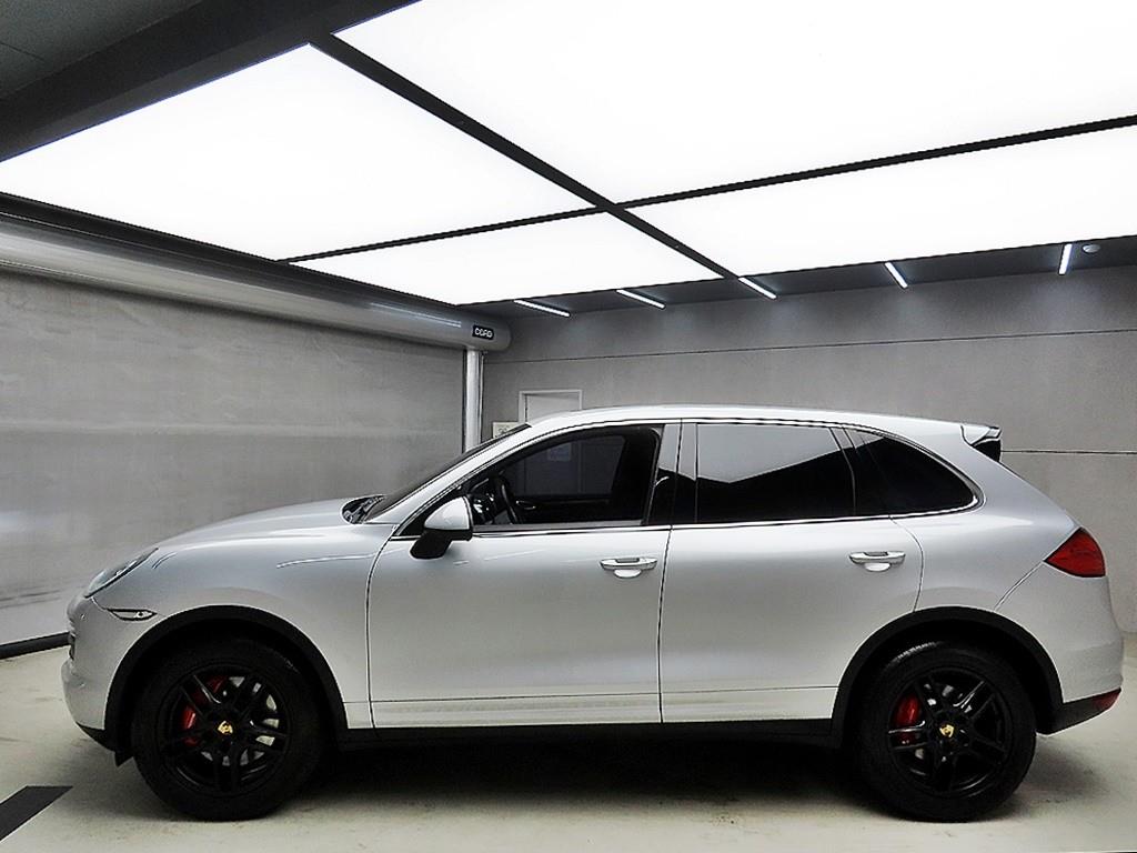 Porsche Cayenne - Vista 4