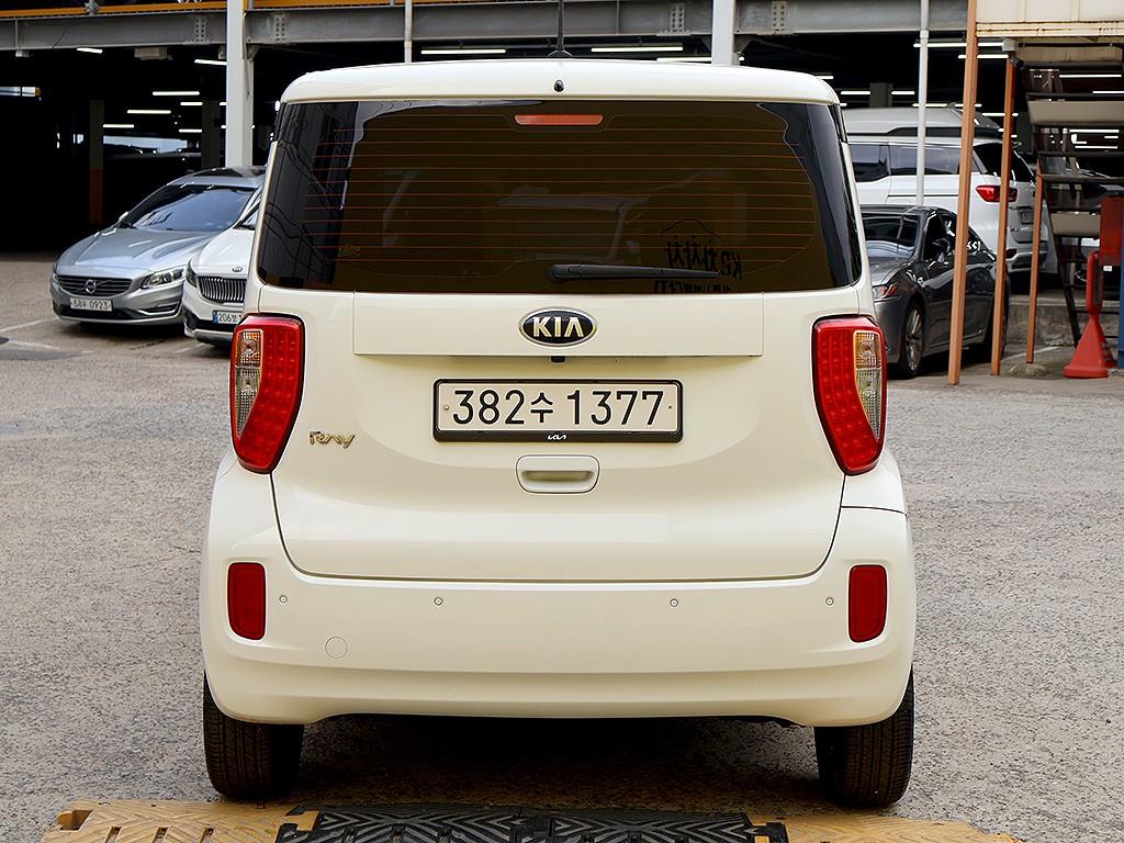 KIA Ray - Vista 5