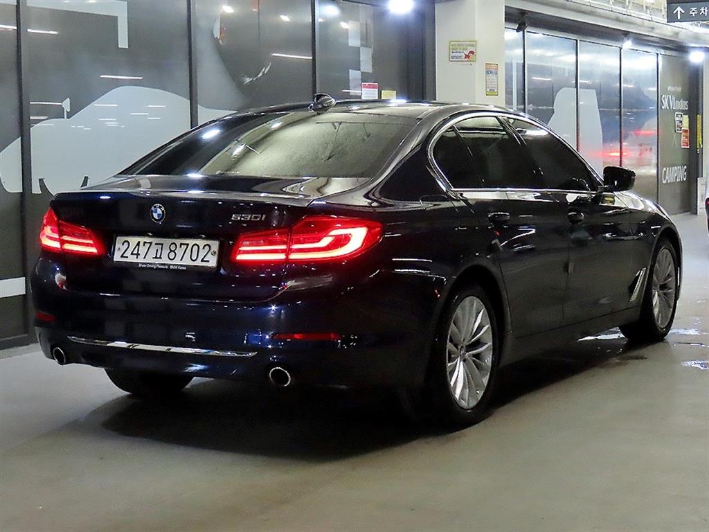 BMW 5 Series - Vista 4