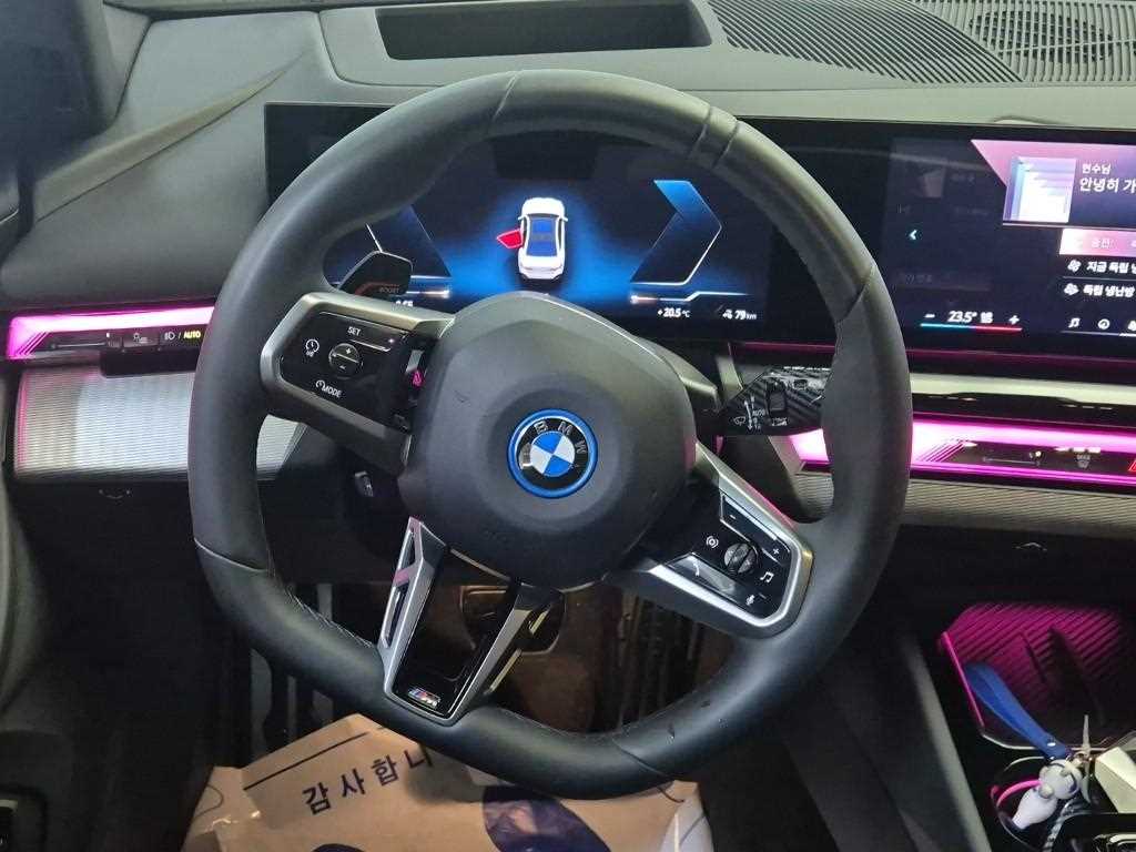BMW i5 - Vista 9