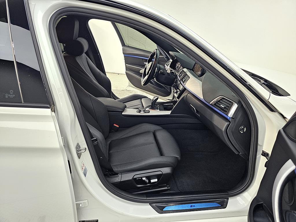 BMW 3 series - Vista 11