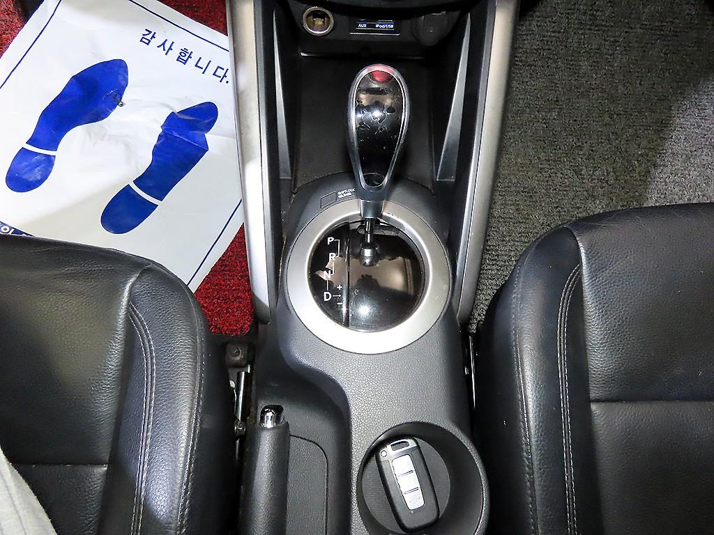 HYUNDAI Veloster - Vista 12