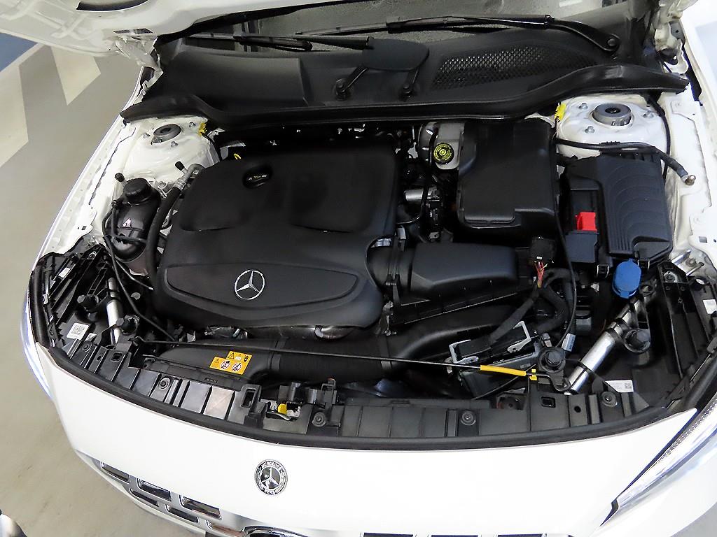 Mercedes Benz GLA Class 2019 Blanco - Importación desde Corea - HF Imports Iquique - Foto 19