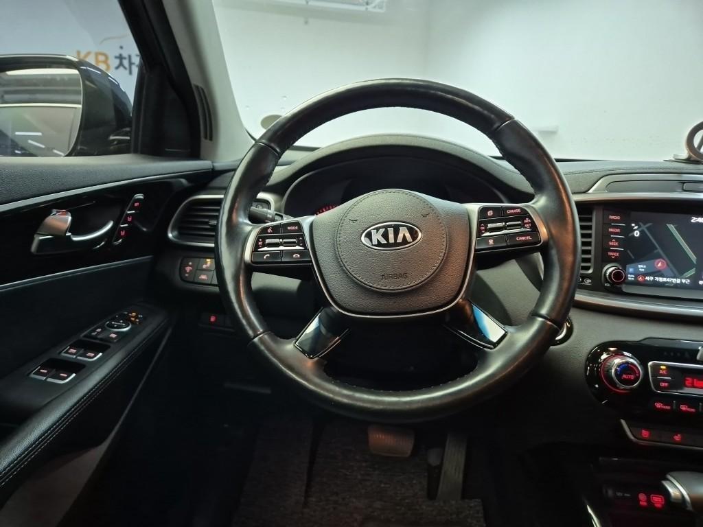 KIA Sorento - Vista 9