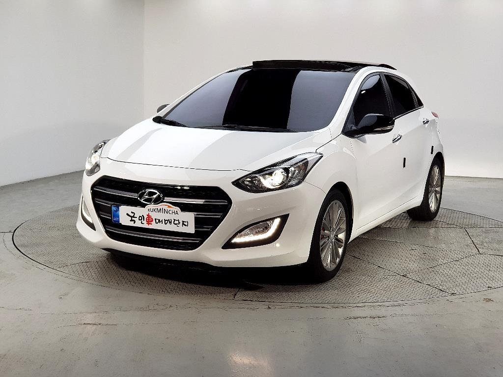 HYUNDAI i30 2016 Blanco - Importación desde Corea - HF Imports Iquique - Foto 1