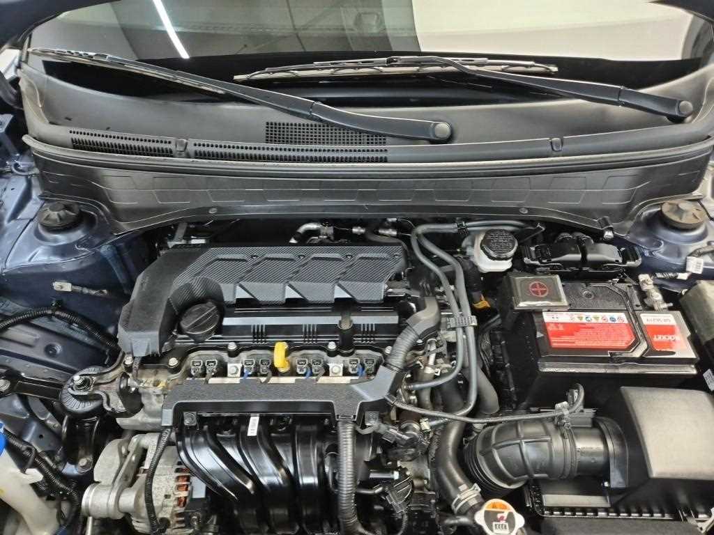 HYUNDAI Venue - Vista 5