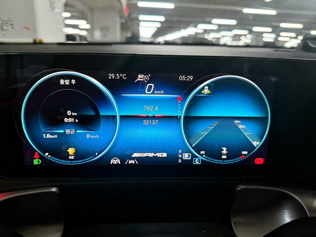 Mercedes Benz GLB Class - Vista 10