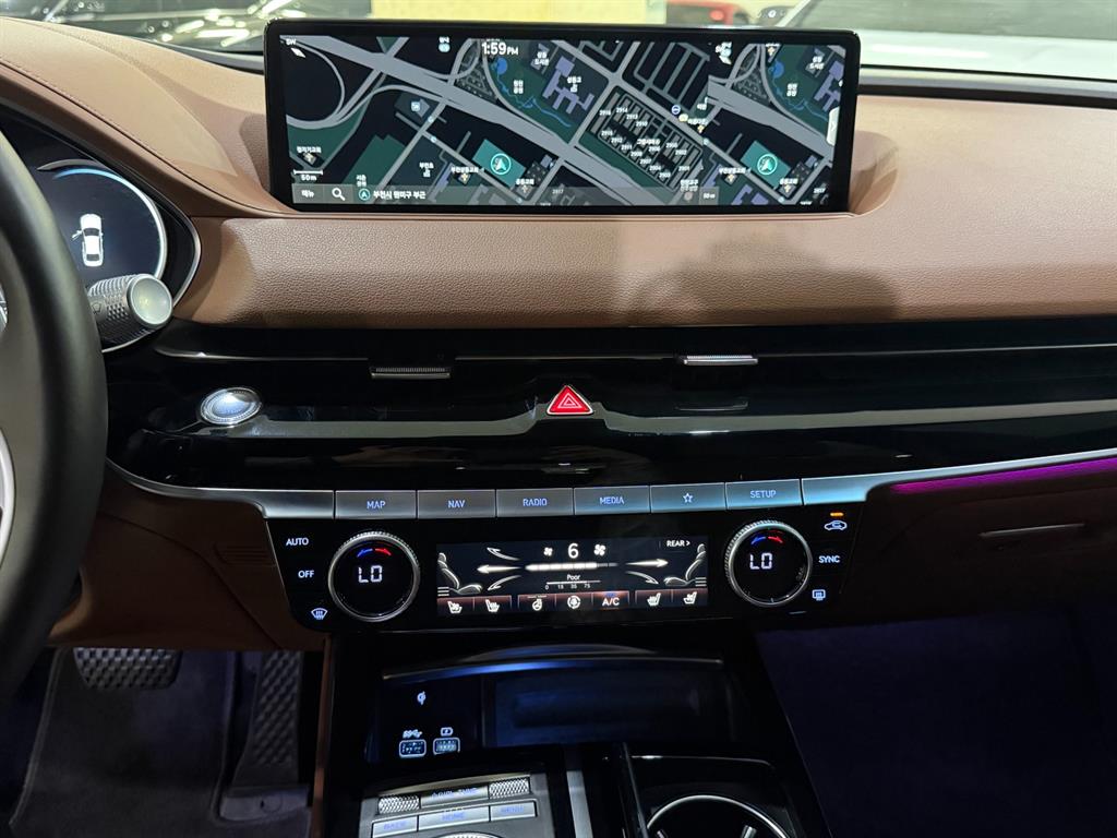 Genesis G80 - Vista 11
