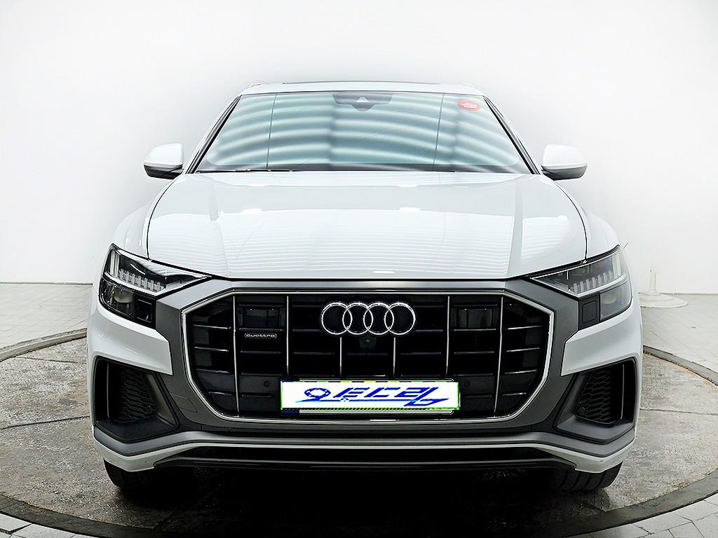 Audi Q8 - Vista 3