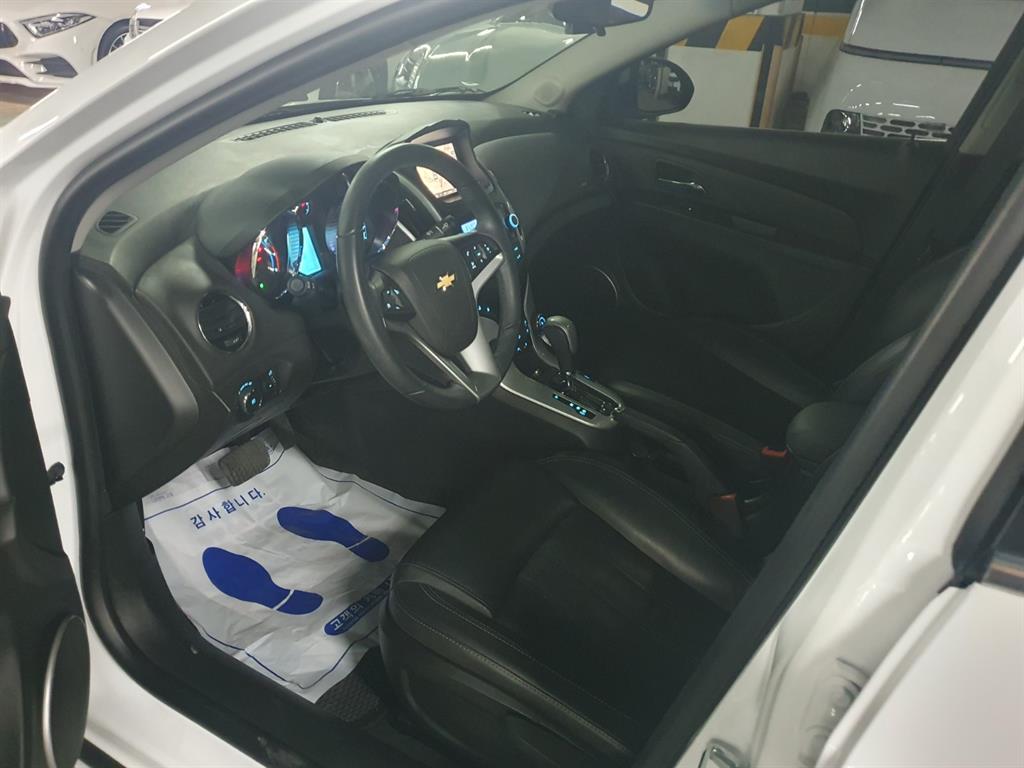 Chevrolet Cruise - Vista 12