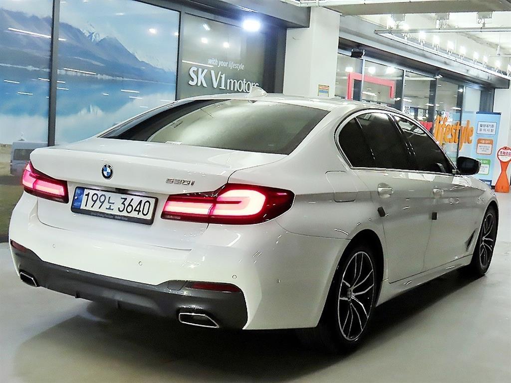 BMW 5 Series - Vista 4