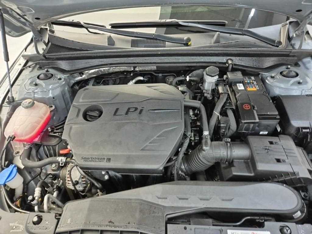 KIA K5 - Vista 5