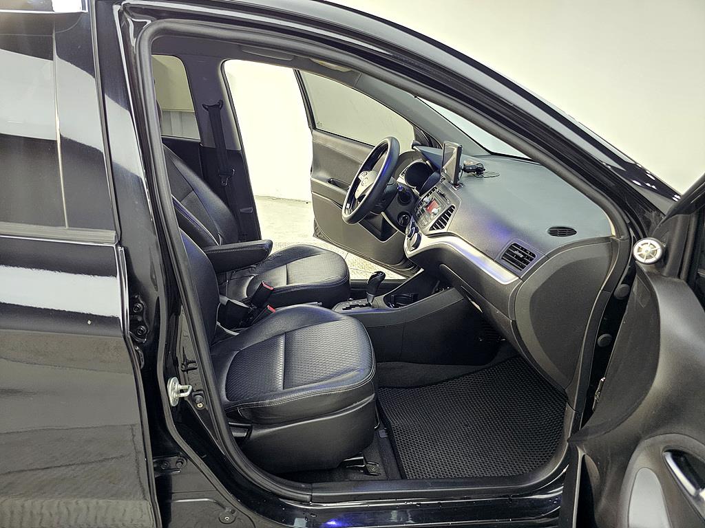 KIA Morning - Vista 11