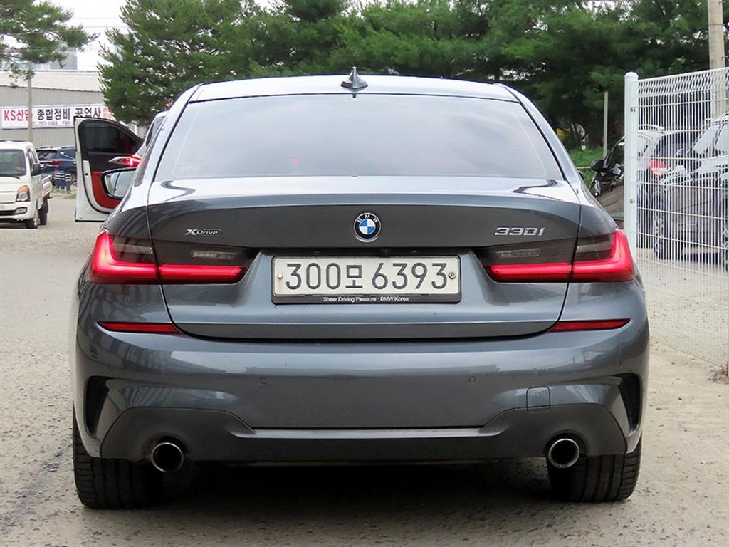 BMW 3 series - Vista 4