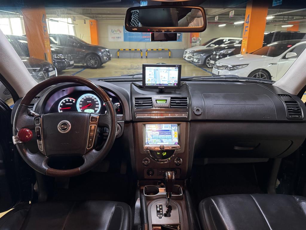 Ssangyong Rexton - Vista 7