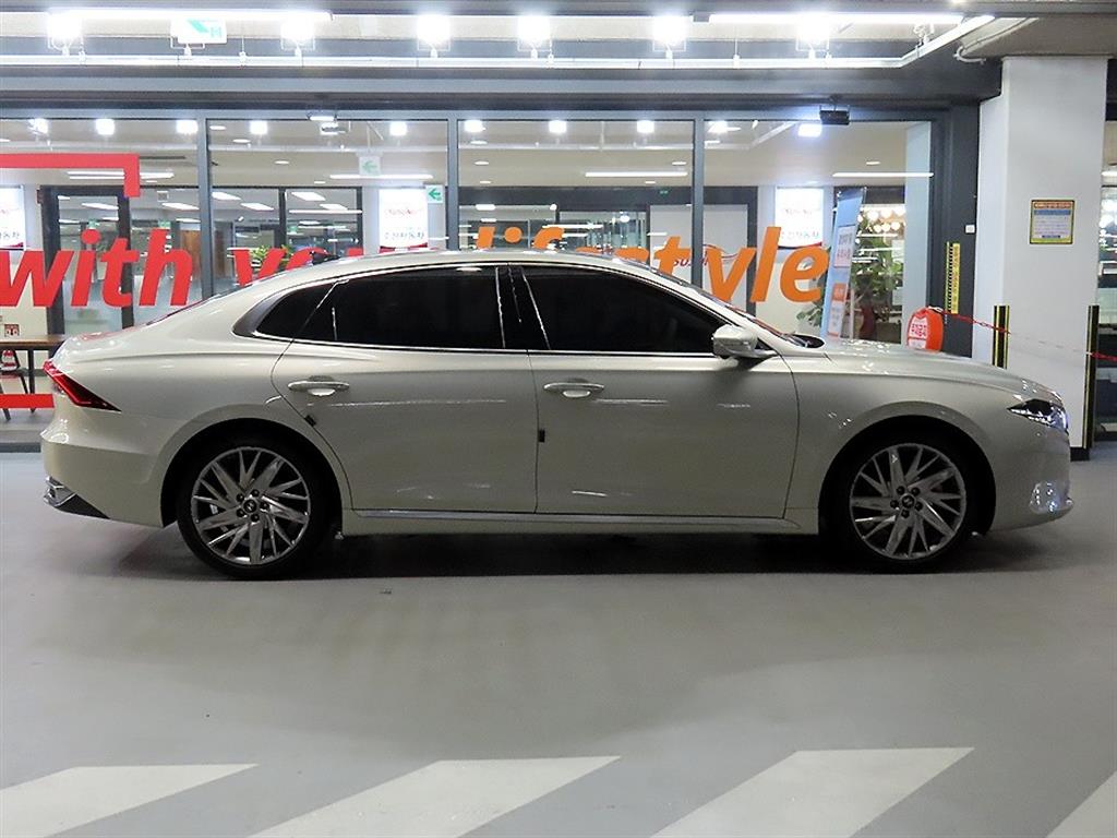 HYUNDAI Grandeur - Vista 3