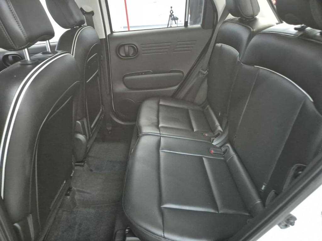 HYUNDAI Casper - Vista 12