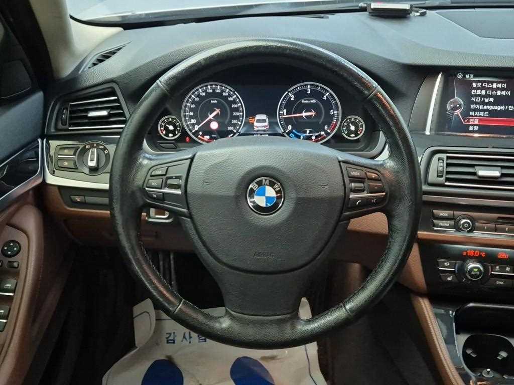 BMW 5 Series - Vista 9