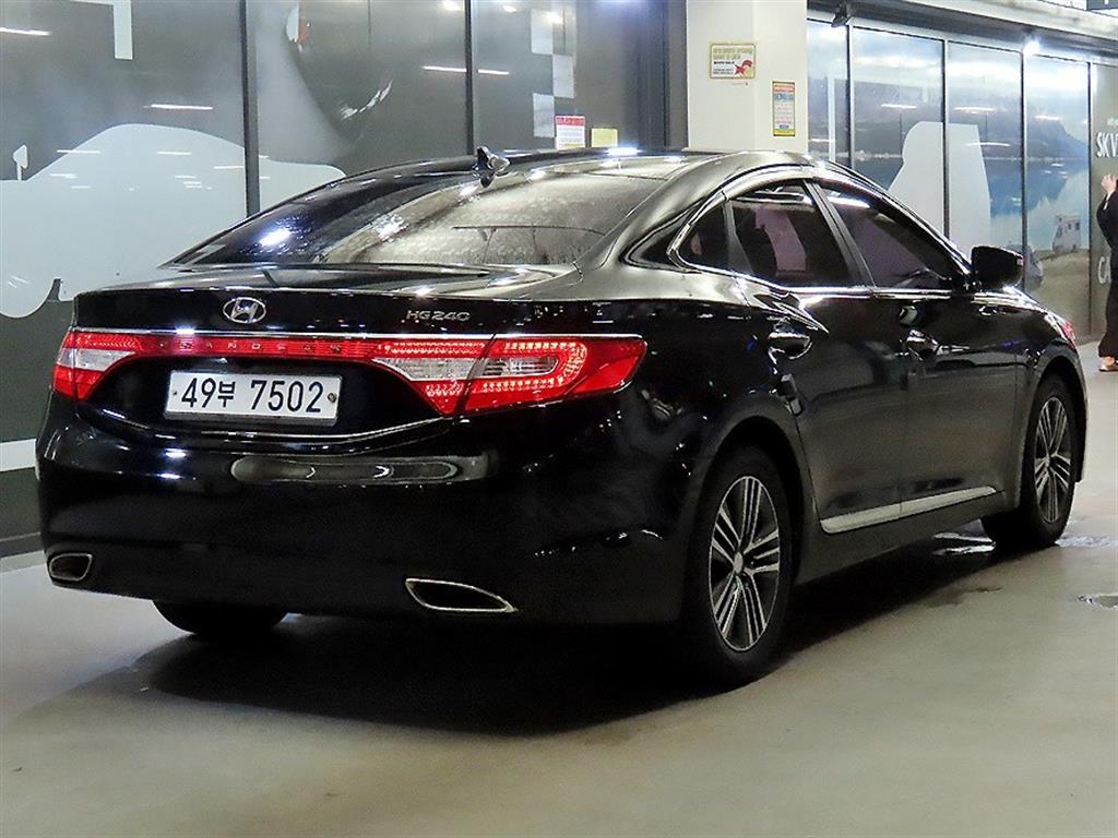 HYUNDAI Grandeur - Vista 4