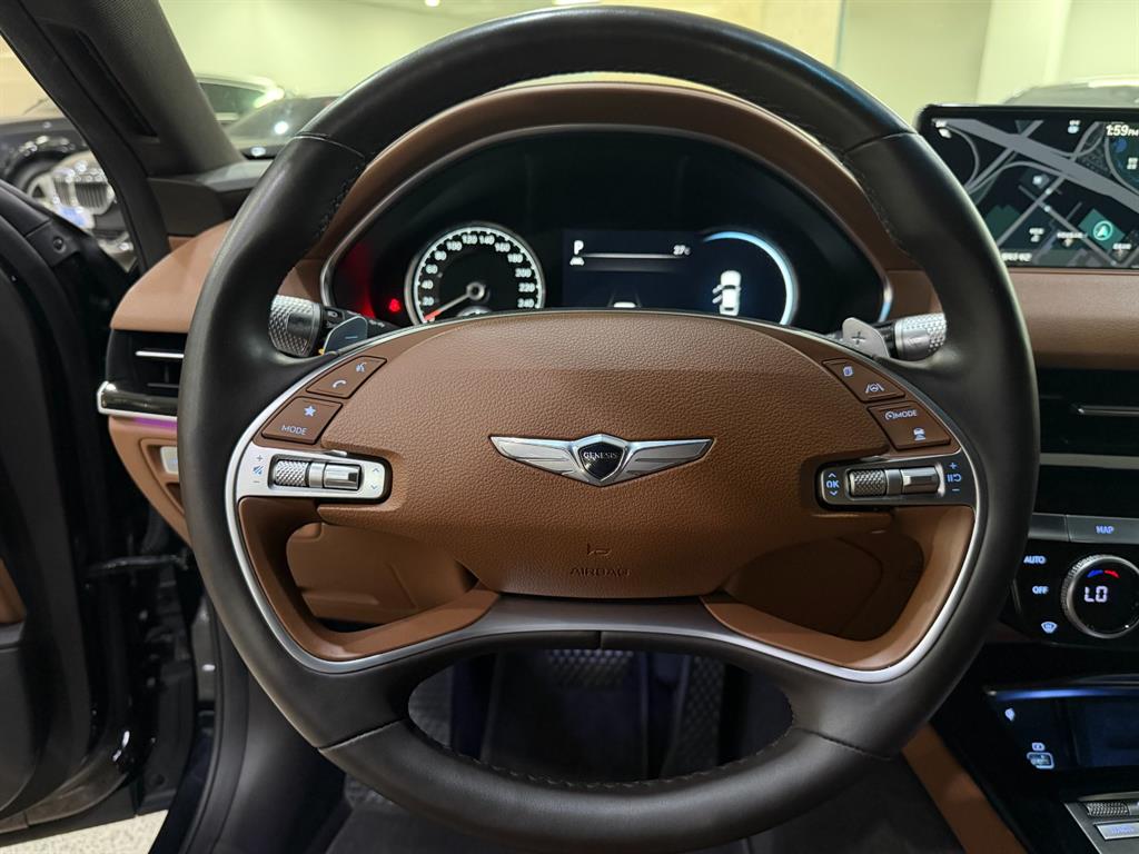 Genesis G80 - Vista 9