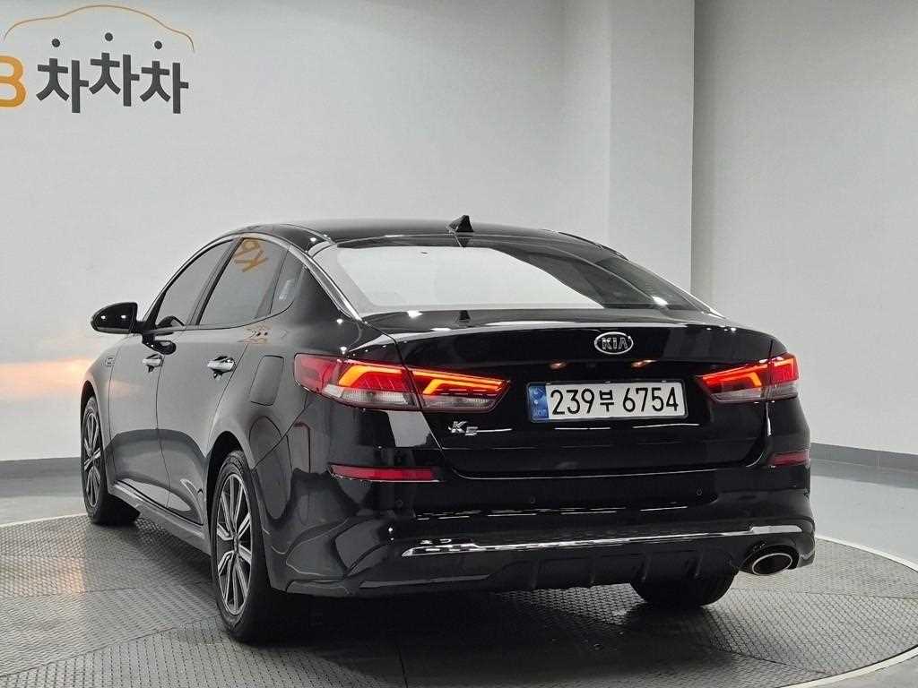 KIA K5 - Vista 2