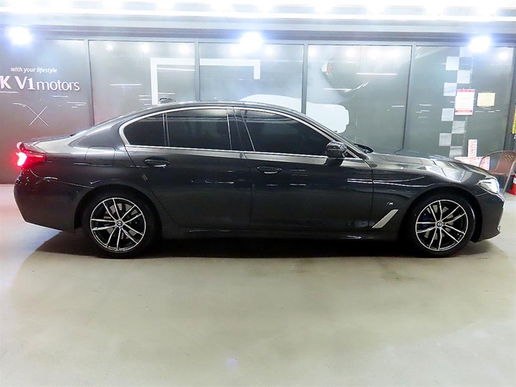 BMW 5 Series - Vista 3
